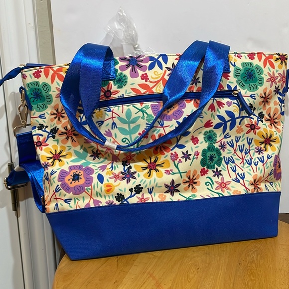 LuLaRoe Handbags - New lularoe tote bag